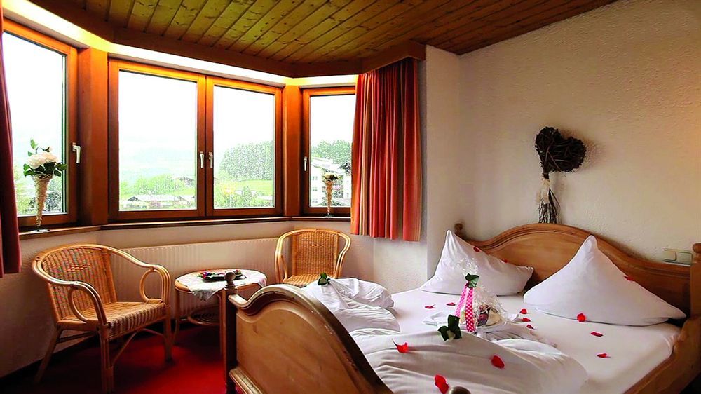 Almhof Kitzlodge - Alpine Lifestyle Hotel 蒂罗尔-基希贝格 外观 照片