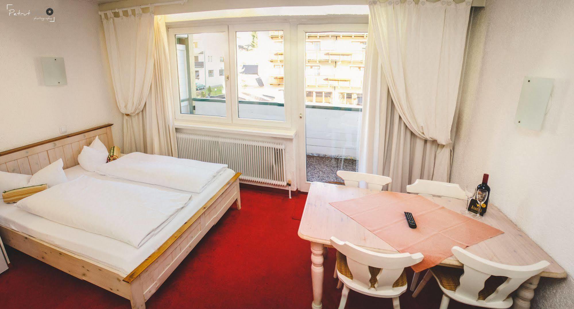 Almhof Kitzlodge - Alpine Lifestyle Hotel 蒂罗尔-基希贝格 外观 照片
